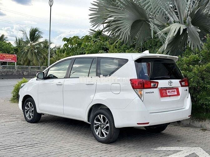 Toyota Innova 2.0E MT 2021 Trắng 83.000 km
