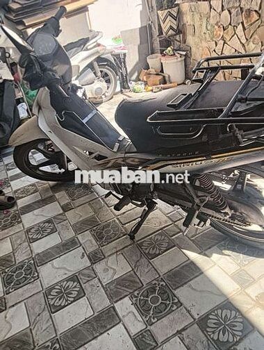 Yamaha Sirius RC Trắng