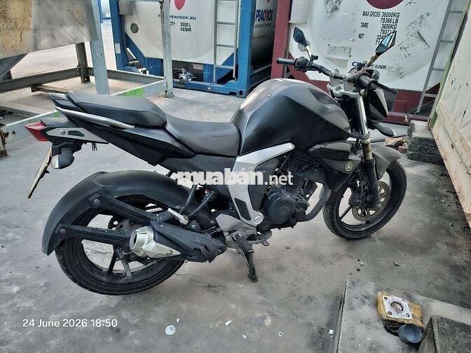 Yamaha FZS V2 Đen Xe máy côn tay