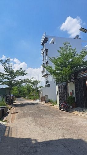 Lô góc tđc phú mỹ 7x18 đường 14m giá 12.5 tỷ sổ hồng