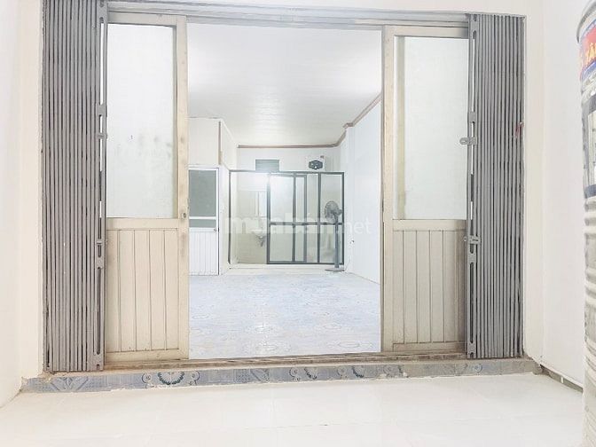 Nhà Khu Văn Miếu cho Gia Đình Thuê -Diện Tích 80m2  Điện Nước Giá Dân 