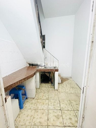 Nhà Khu Văn Miếu cho Gia Đình Thuê -Diện Tích 80m2  Điện Nước Giá Dân 