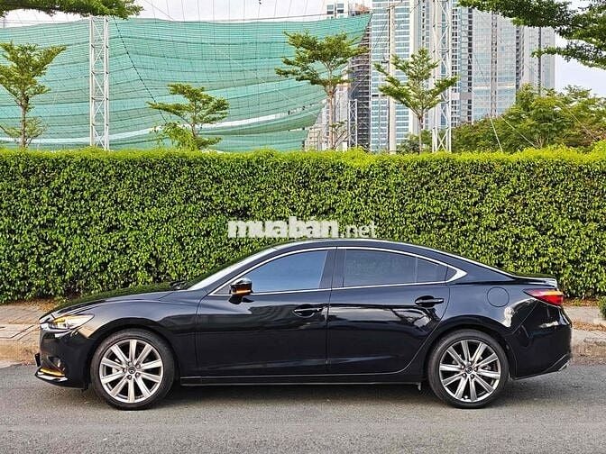 🔴 Mazda 6 2.5L Signature 2022 Đen 28.000 km
