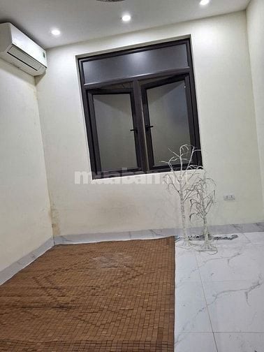 Chính chủ cho thuê nhà 5 tầng, số 5 ngõ 71/8 phố Phương Mai, Đống Đa