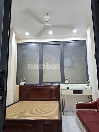 Chính chủ cho thuê nhà 5 tầng, số 5 ngõ 71/8 phố Phương Mai, Đống Đa