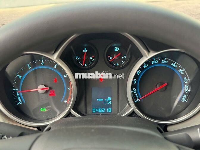 Chevrolet Cruze 2015 Số sàn Trắng 48.000 km