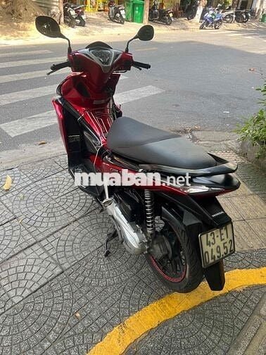 Honda Air Blade chính một chủ sử dụng