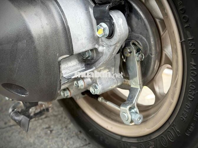 Honda Lead 4Val 2026 Bạc 300km