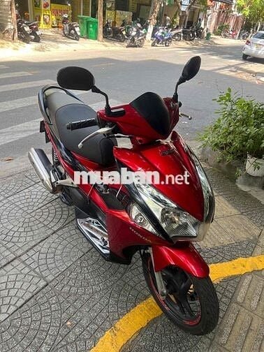 Honda Air Blade chính một chủ sử dụng