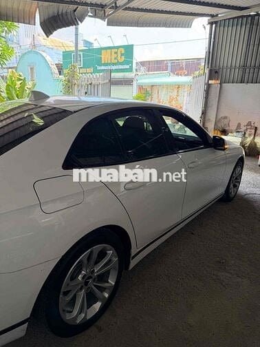 Vinfast Lux A Base 2020 Trắng 40k km