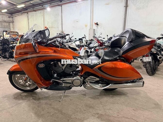 Victory Vision Tour 106 2008 Cam 24.000km