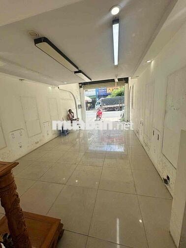cho thuê nhà mặt tiền sung nhất trương vĩnh ký đang sơn mới