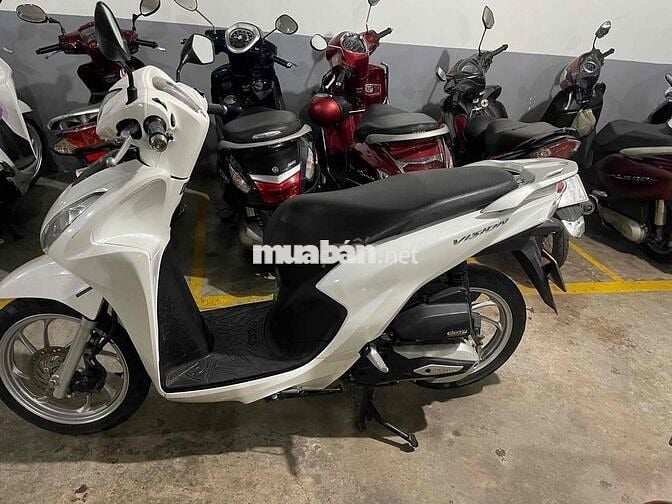 Honda Vision Trắng Xăng