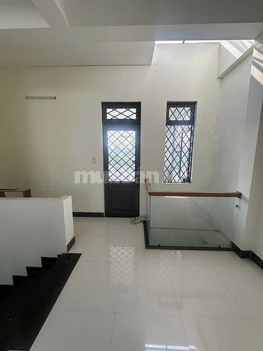 NHà 3 tầng thanh lương hòa xuân giá 7250.