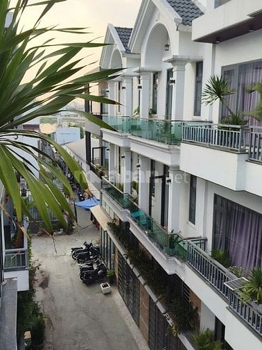 Bán nhà Gò Vấp đường Lê Đức Thọ| 3lầu| 4phòng ngủ|