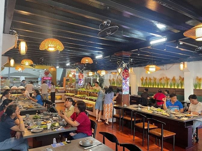 CẦN SANG NHƯỢNG QUÁN NGAY TRUNG TÂM QUẬN TÂN PHÚ, VÀO KINH DOANH NGAY 