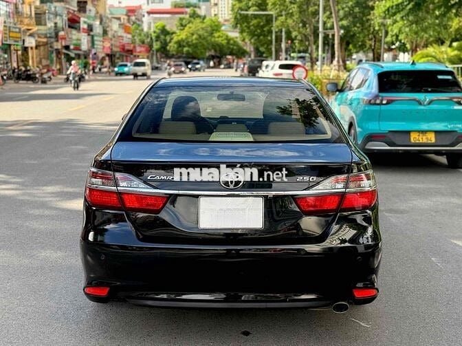 Toyota Camry 2.5G 2015 110000 km Đen