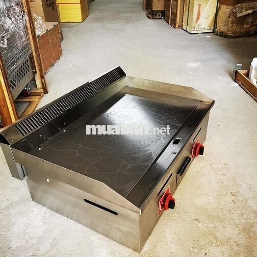 cần tuyển 2 nữ phụ bán hàng điện máy