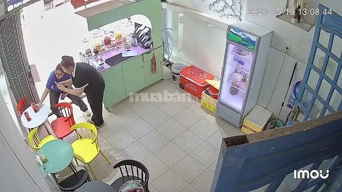 CẦN NGƯỜI PHỤ QUÁN TRÀ TRÁI CÂY