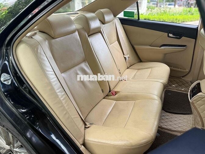 Toyota Camry 2.5G 2015 110000 km Đen