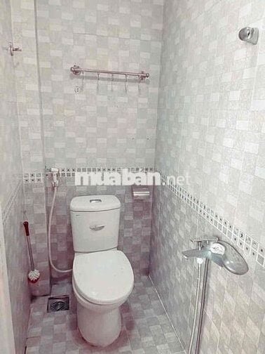 Phòng trọ 4x4m2 mặt tiền Phan Văn Trị Bình Thạnh