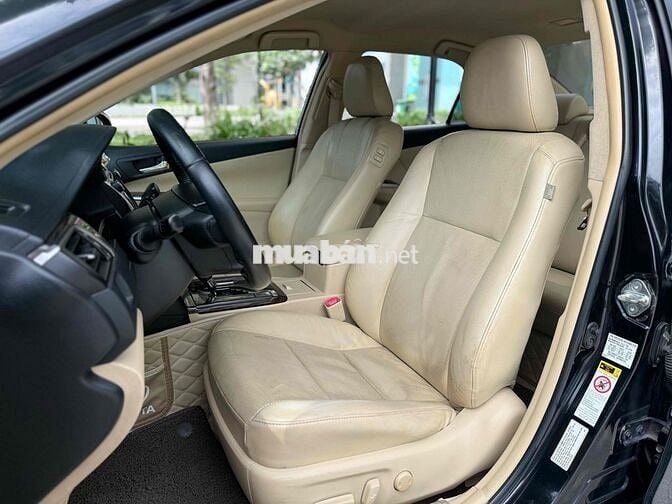 Toyota Camry 2.5G 2015 110000 km Đen