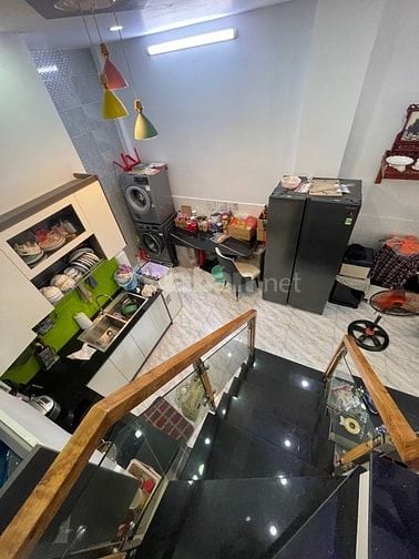 Hot, Bán gấp Nhà riêng Đất Mới BTân, 40m2, 2 tầng mới đẹp, hẻm xe hơi