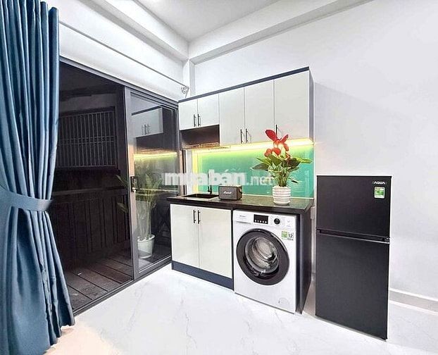 1 Phòng Ngủ - Tách Bếp - Ban Công Mới Tinh 100%