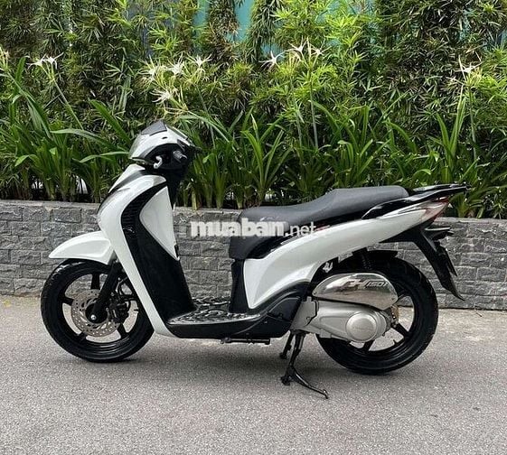 Honda SH 150i 150cc Phun xăng điện tử màu trắng