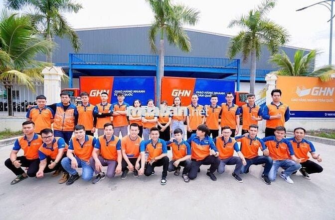 Tuyển nhân viên bốc xếp trong kho, lương 13tr/th