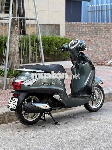 Grande 2017 Xám Nguyên Bản Chất