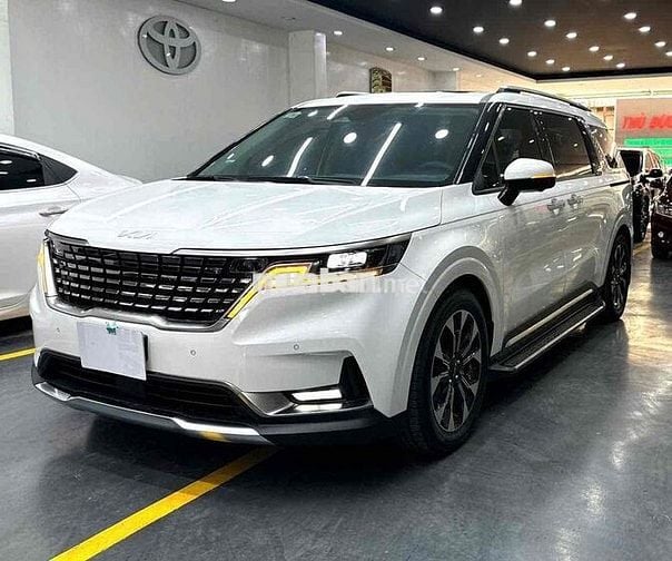 Kia Carnival Signature 2022 Trắng 61000 km