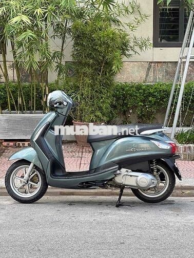 Grande 2017 Xám Nguyên Bản Chất
