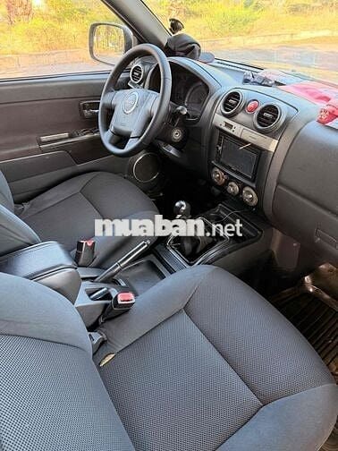 Isuzu D-Max 2011 Số sàn Diesel 3.0 Bạc