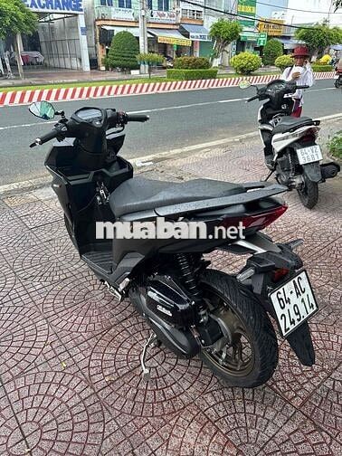 Honda Vario 125 2025 nhu moi vĩnh long