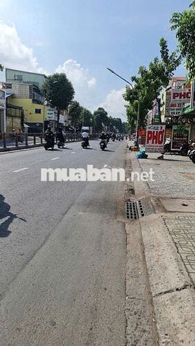 CHO THUÊ NHÀ MẶT TIỀN ĐƯỜNG LÊ QUANG ĐỊNH 8X35M 3L KHU KD ĐÔNG ĐÚC