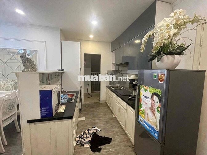 CHO THUÊ LIỀN CĂN 78m2 2PN 2WC CHUNG CƯ TARA