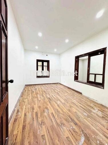 Bán căn hộ TT Thành Công, căn góc, tầng thấp, sổ to 50/110m 4 ngủ 2wc