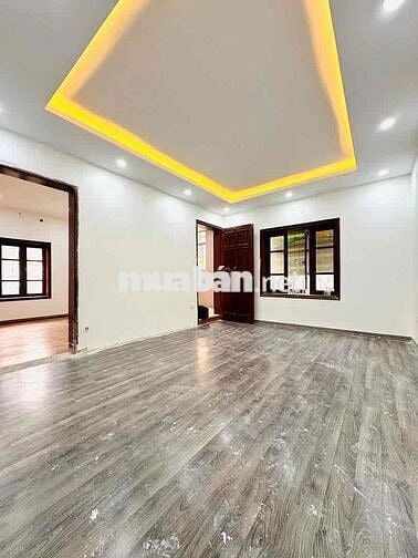 Bán căn hộ TT Thành Công, căn góc, tầng thấp, sổ to 50/110m 4 ngủ 2wc