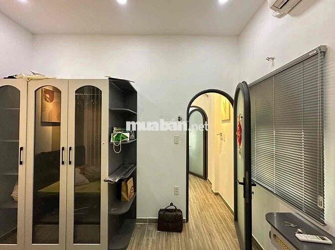 Cho thuê nhà 2pn 2Wc full nội thất gần HXH - Nguyễn Thái Sơn
