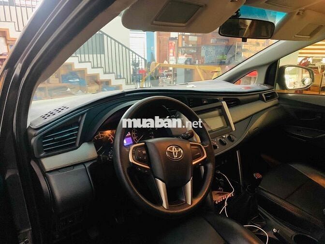 Toyota Innova 2017 Xám lông chuột