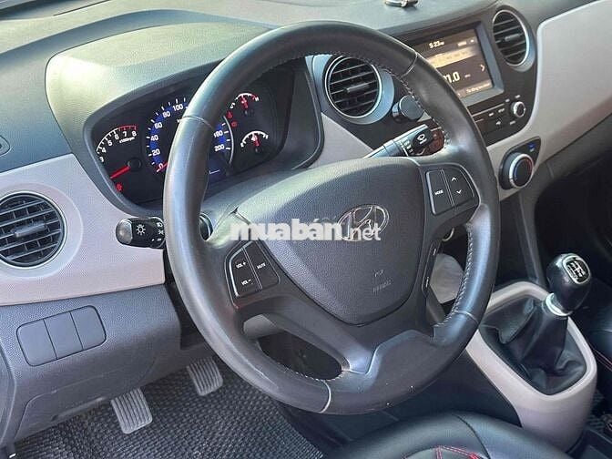 Hyundai Grand i10 2019 Số sàn Bạc