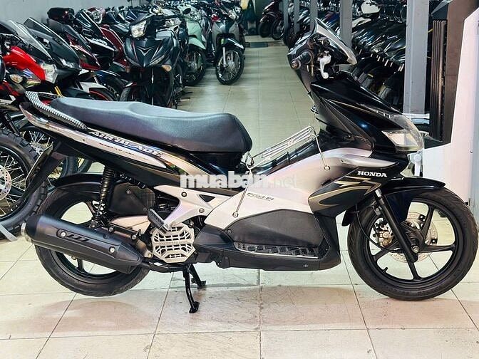 XE MÁY THỊNH PHÁT- AIR BLADE 110 FI ĐEN BẠC 2010