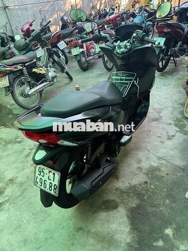 Honda PCX Đen Xăng khoá ga 2017
