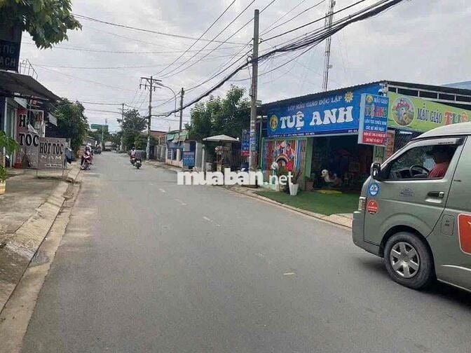 kẹt tiền lắm nên bán. lh @932961506