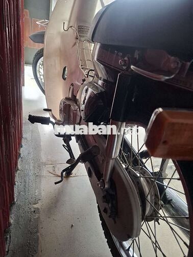 Honda Super Cub 50cc Xanh đen, Trắng