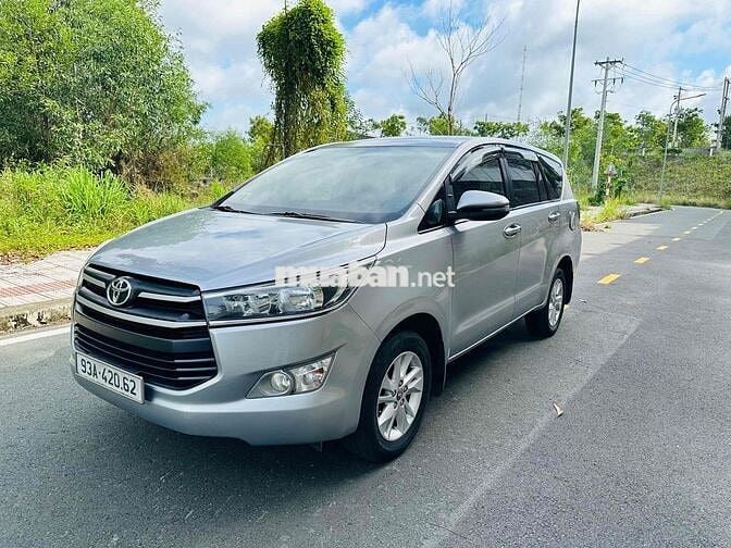 Toyota Innova 2019 Số sàn Bạc Ghế da