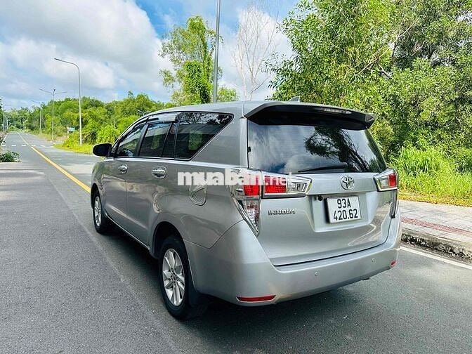 Toyota Innova 2019 Số sàn Bạc Ghế da