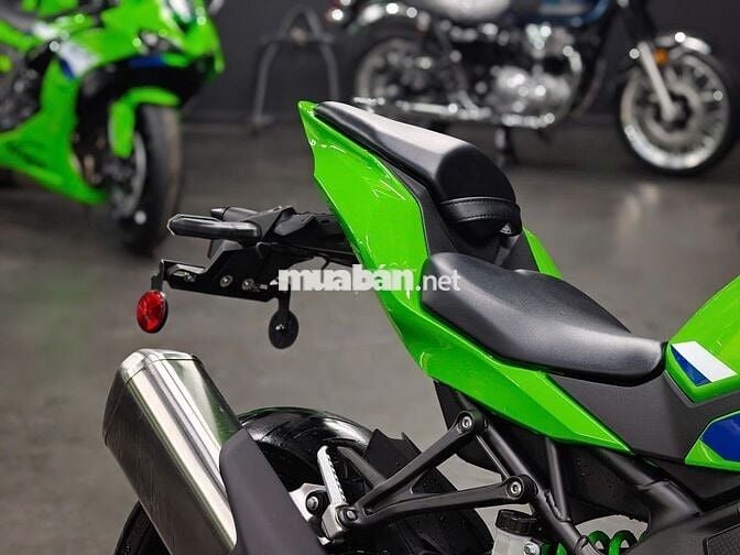 Kawasaki Ninja ZX-4RR 2026 Xanh KRT 50km