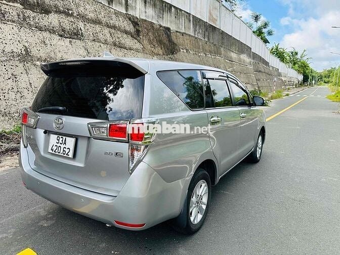 Toyota Innova 2019 Số sàn Bạc Ghế da